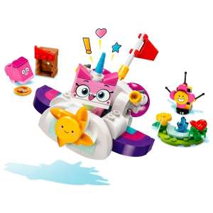 La Cloud Car di Unikitty