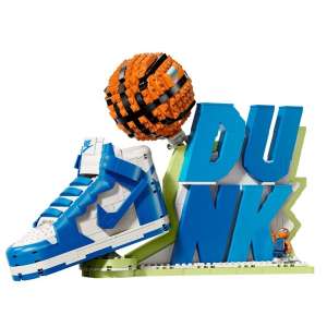 Nike Dunk x LEGO® Set